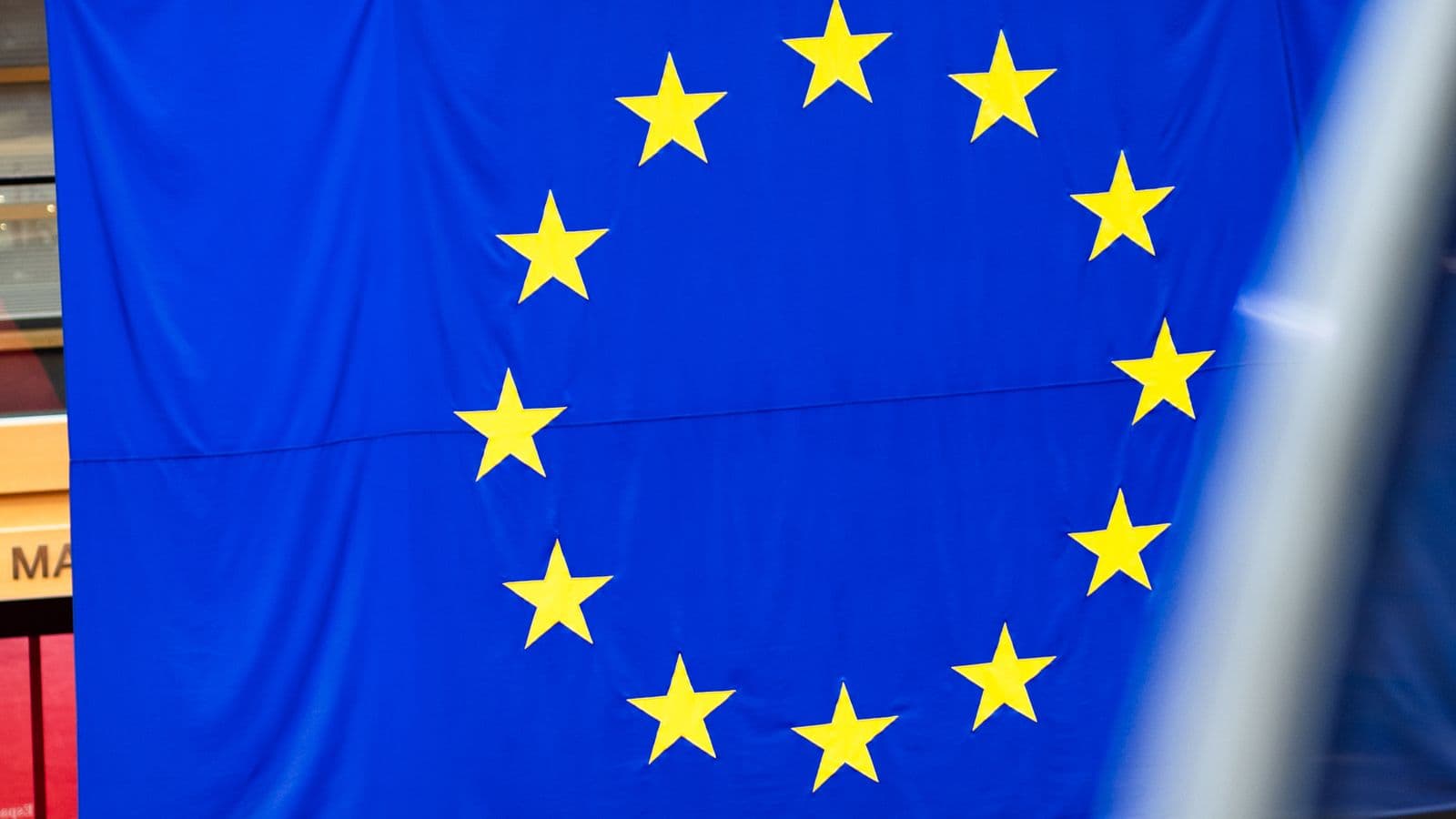 Visual representation of European artificial intelligence regulation applied to businesses